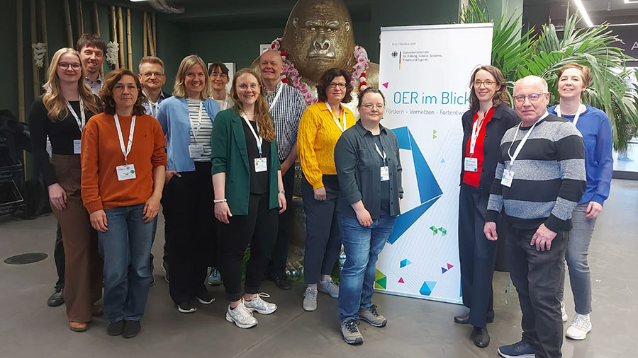 Gruppenfoto von CO-WOERK bei der OER im Blick
